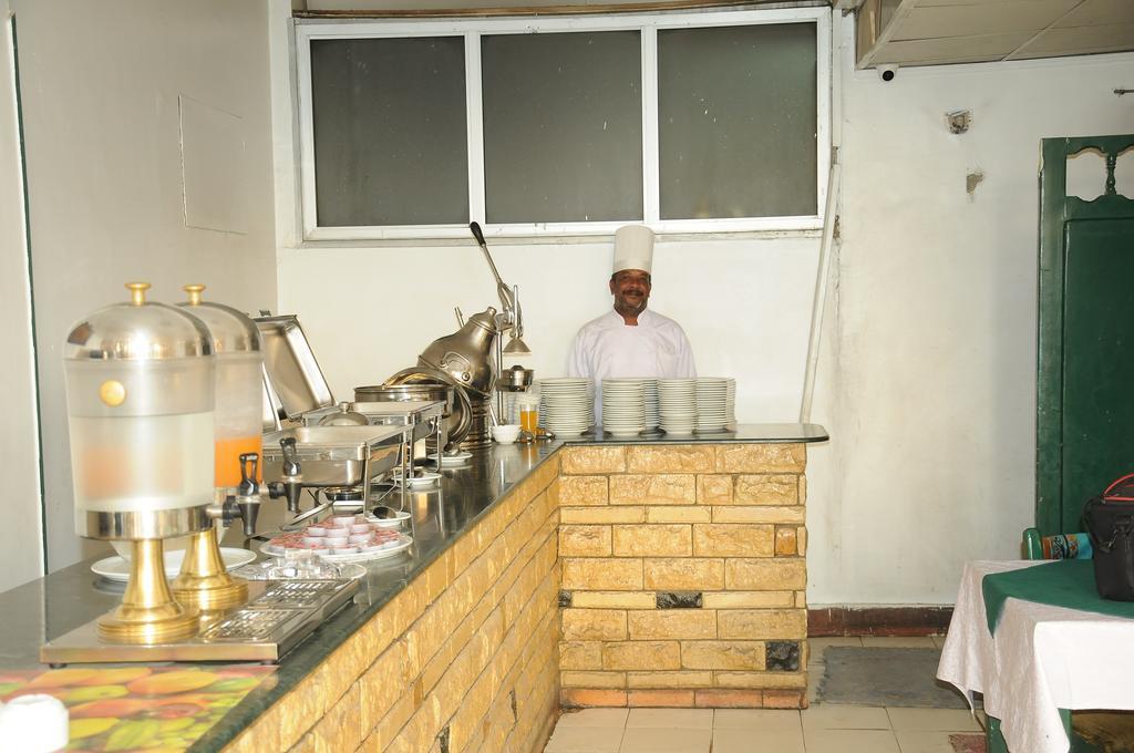 Nile Hotel Aswan Zewnętrze zdjęcie