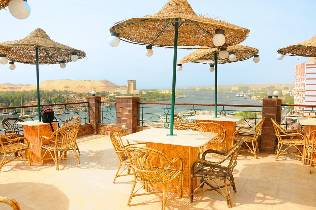 Nile Hotel Aswan Zewnętrze zdjęcie