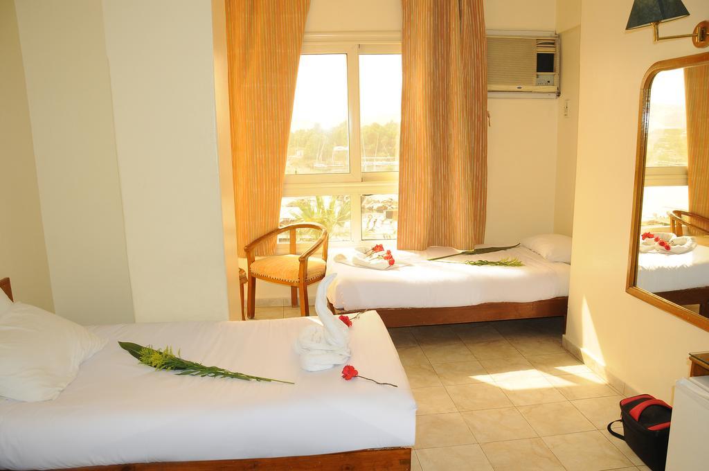 Nile Hotel Aswan Zewnętrze zdjęcie